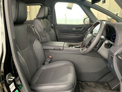 صورة 9 لـ 2023 Toyota VELLFIRE