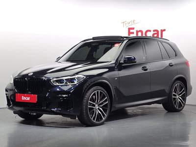 2023 BMW X5 photo 1