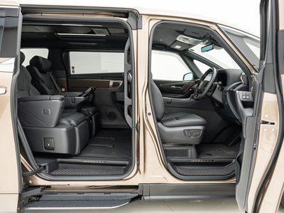 2024 Toyota ALPHARD — миниатюра 17