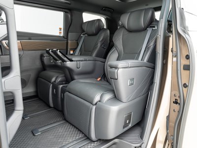 2024 Toyota ALPHARD — миниатюра 34