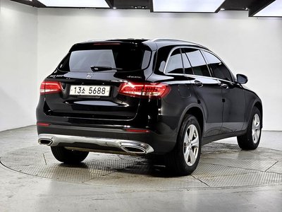 MERCEDES-BENZ GLC - 3