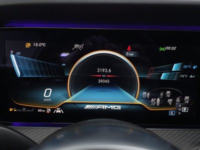 MERCEDES-BENZ GT AMG - 8