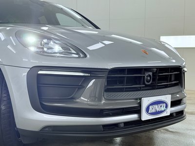 PORSCHE MACAN - 9
