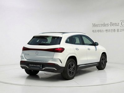 صورة 4 لـ 2025 Mercedes-BENZ EQA