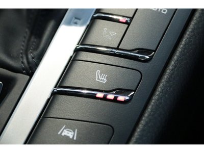 صورة مصغرة 38 لـ 2021 Porsche MACAN