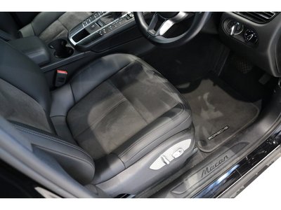 صورة مصغرة 13 لـ 2021 Porsche MACAN