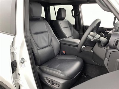 TOYOTA LAND CRUISER 250 - 10