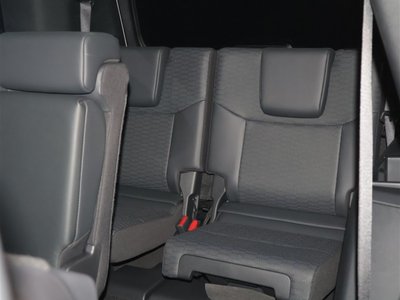 2025 Toyota LAND CRUISER 250 — миниатюра 22
