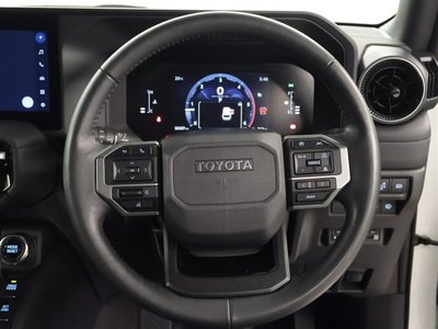 TOYOTA LAND CRUISER 250 - 6