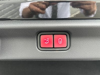 2024 Mercedes-BENZ EQE 缩略图 31