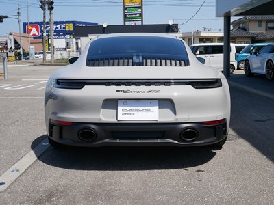 PORSCHE 911 - 4
