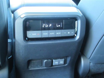 صورة مصغرة 15 لـ 2025 Toyota LAND CRUISER 250