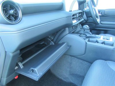 صورة مصغرة 12 لـ 2025 Toyota LAND CRUISER 250