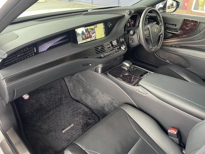 صورة مصغرة 13 لـ 2019 Lexus LS