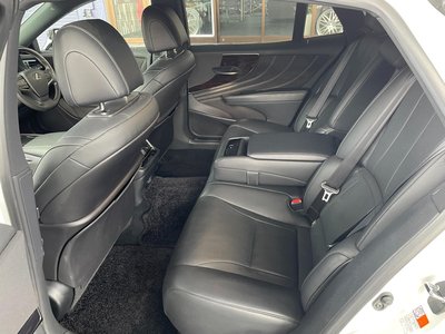 صورة مصغرة 15 لـ 2019 Lexus LS