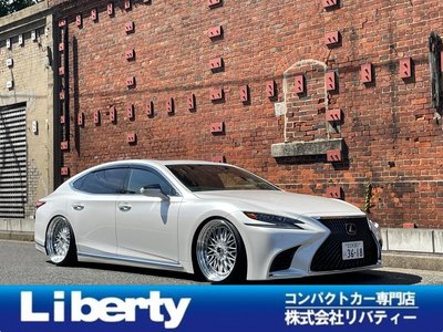 LEXUS LS - 1
