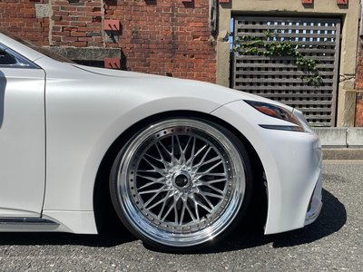 LEXUS LS - 8