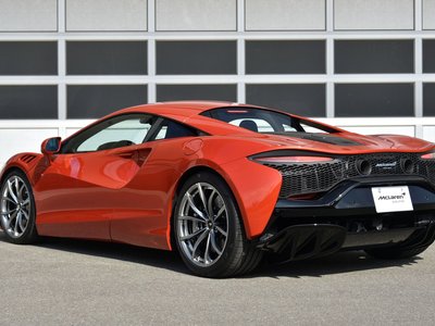 MCLAREN ARTURA - 5