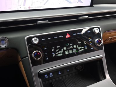 2024 Genesis GV80 — миниатюра 23