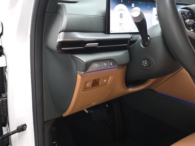 2024 Genesis GV80 — миниатюра 19