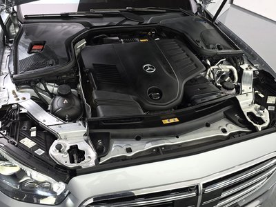 MERCEDES-BENZ E-CLASS - 7