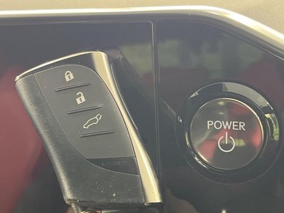 صورة مصغرة 37 لـ 2022 Lexus NX
