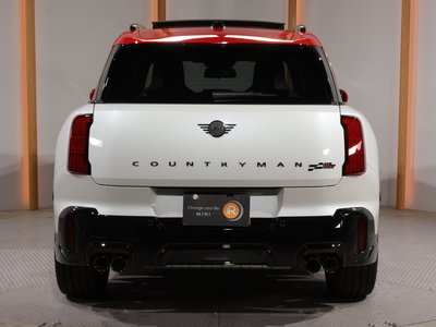 MINI COUNTRYMAN - 10