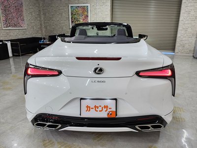 صورة 16 لـ 2026 Lexus LC CONVERTIBLE