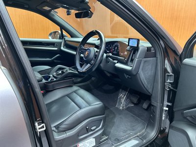 PORSCHE CAYENNE - 5