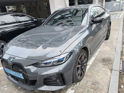 2023 BMW I4 — миниатюра 12