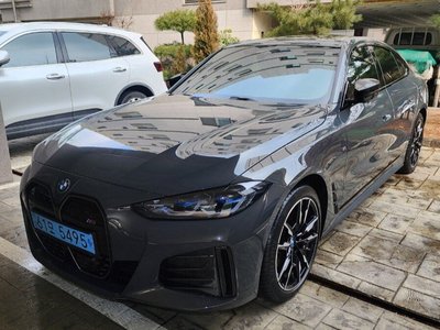 BMW I4 - 2
