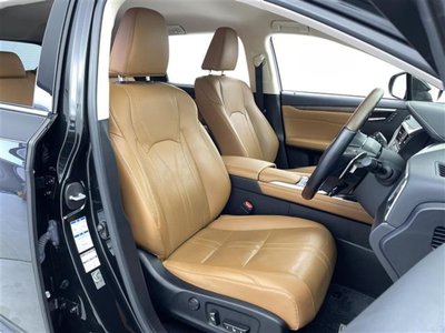 صورة 10 لـ 2021 Lexus RX