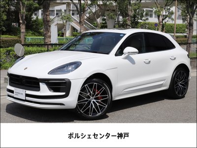 2025 Porsche MACAN photo 1