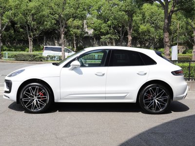 2025 Porsche MACAN photo 5