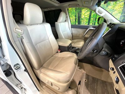 TOYOTA LAND CRUISER PRADO - 9