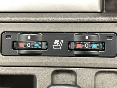 TOYOTA LAND CRUISER PRADO - 6