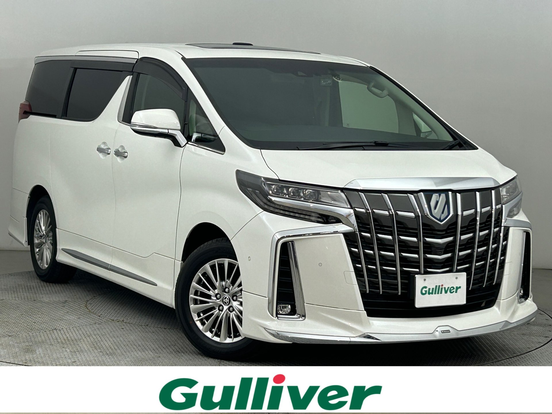 TOYOTA ALPHARD - View 1