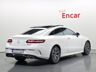 MERCEDES-BENZ E-CLASS - 4