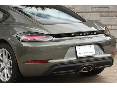 2022 Porsche 718 thumbnail 30