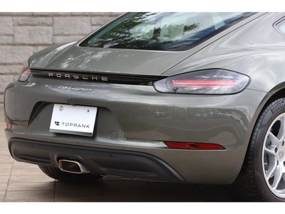 2022 Porsche 718 thumbnail 31