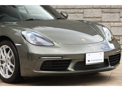 2022 Porsche 718 thumbnail 26