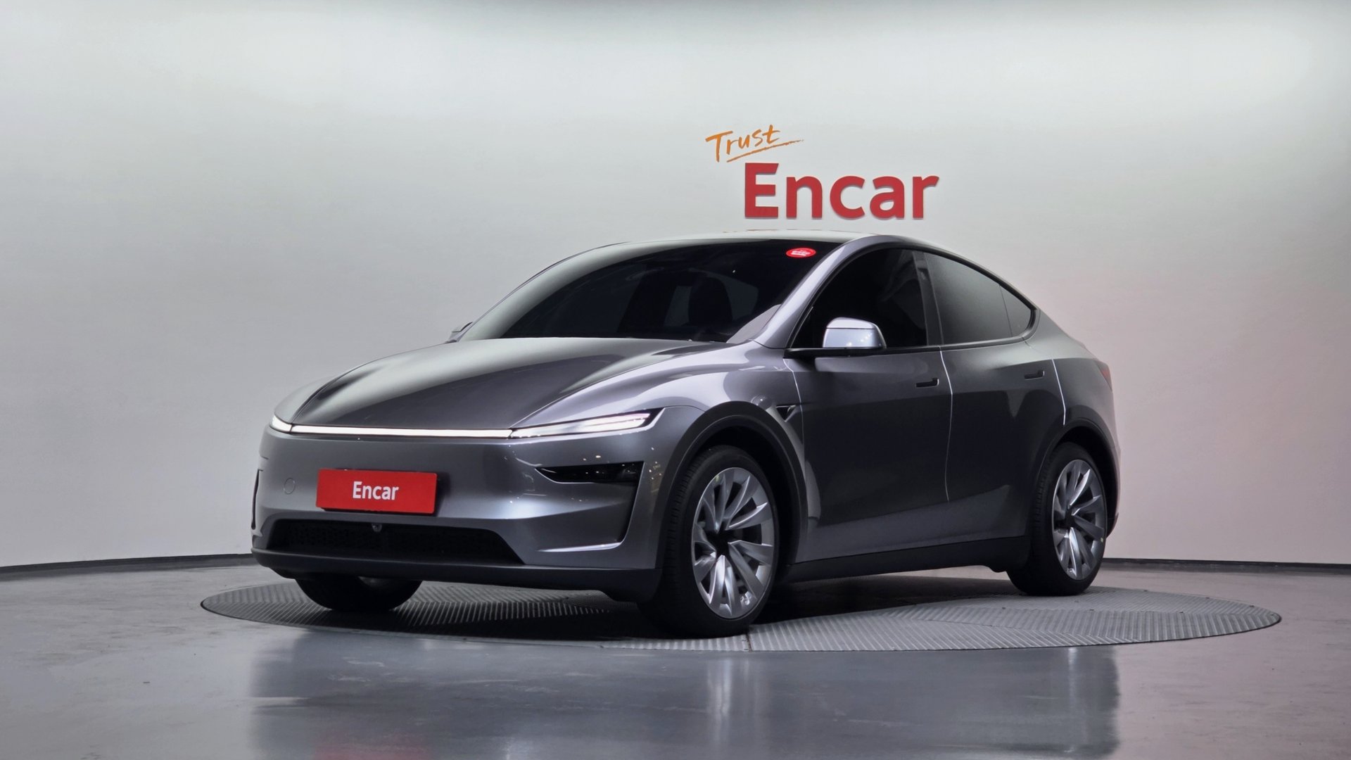 TESLA MODEL Y - View 1