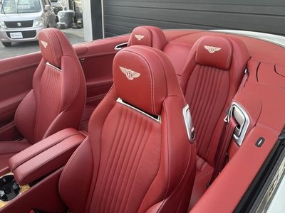 BENTLEY CONTINENTAL GT - 8