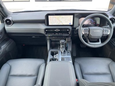 2025 Toyota LAND CRUISER 250 照片 2