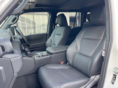 صورة مصغرة 33 لـ 2025 Toyota LAND CRUISER 250