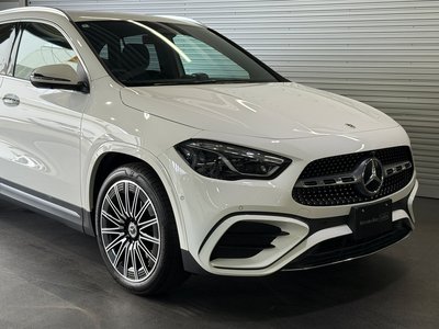 MERCEDES-BENZ GLA - 4