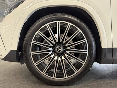 MERCEDES-BENZ GLA - 10