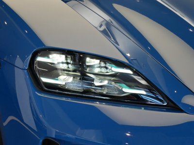 صورة مصغرة 16 لـ 2026 Porsche TAYCAN