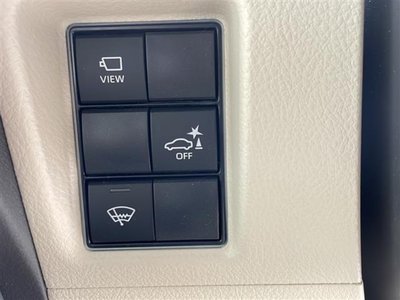 TOYOTA LAND CRUISER PRADO - 8