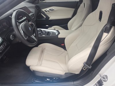 صورة 10 لـ 2025 BMW Z4
